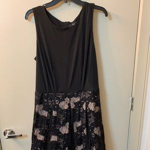 Black and cream R&K dress, size 14.